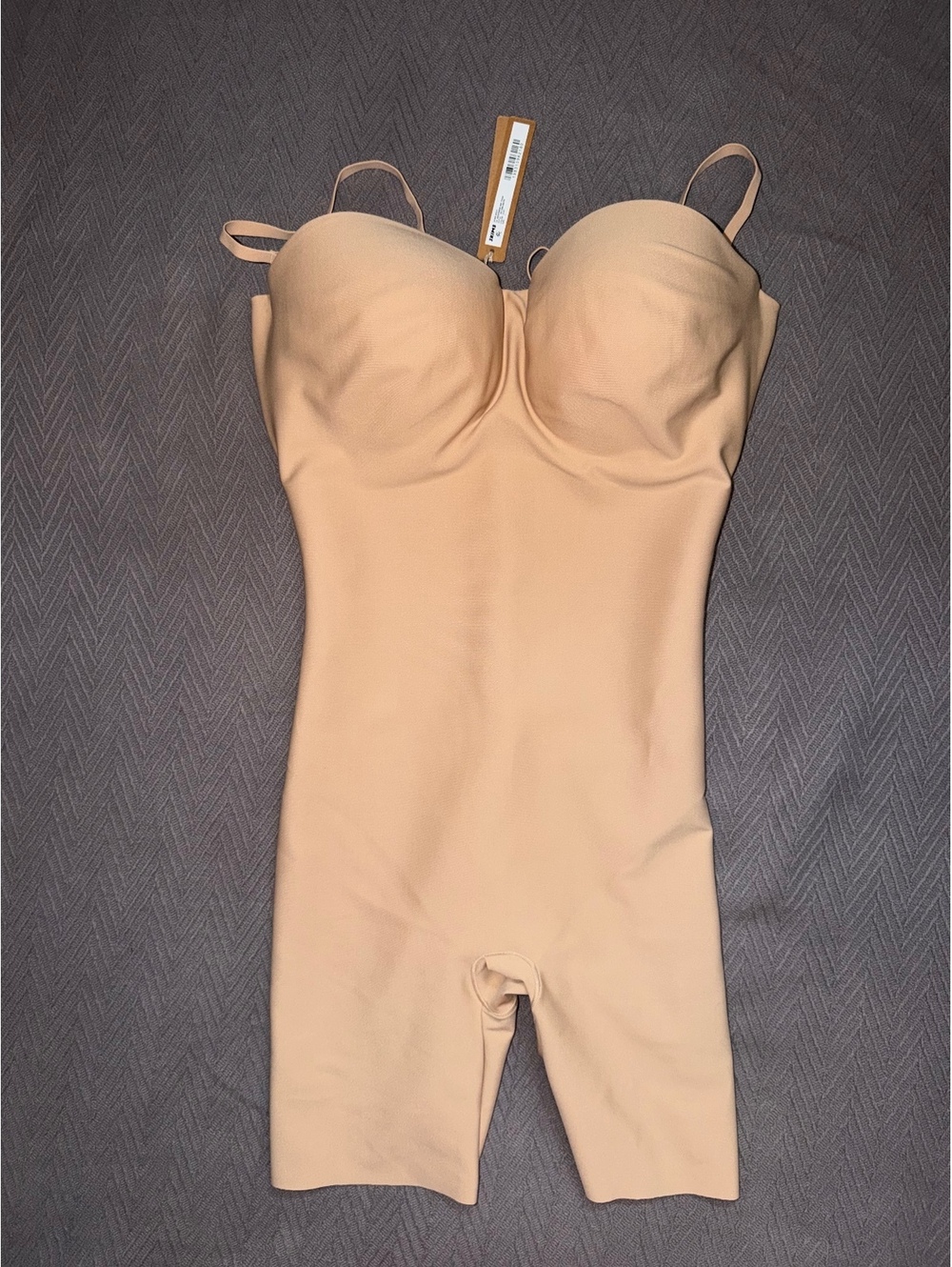 SKIMS Body CS Underwire Mid Thigh Shapewear - Clay